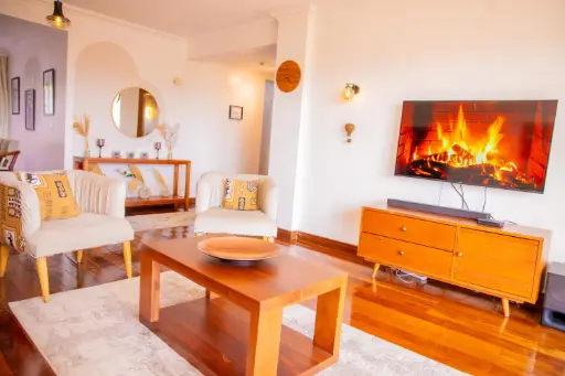 [A well appointed spacious apartment offering modern amenities] 3 Bedroom Apartments and Penthouse Duplexes